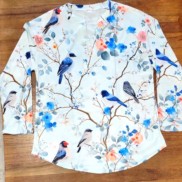 Bird Inspired Blouse - Picture 1 of 5